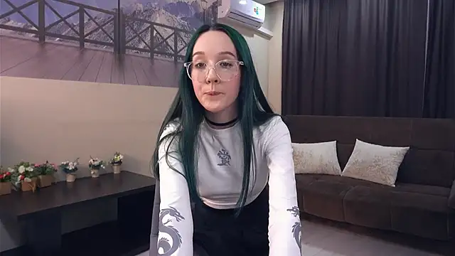 Stripchat sex cam SandraSotie