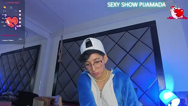 Stripchat sex cam MikeFonsexx