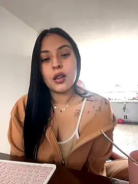 Stripchat sex cam Karolinabrr22