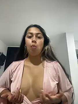 Stripchat sex cam sami_lucky23