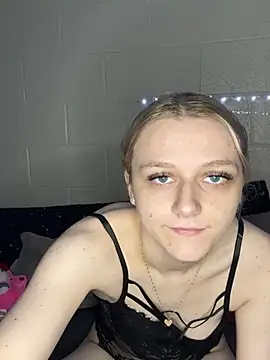 Stripchat sex cam kiarathegiraffe